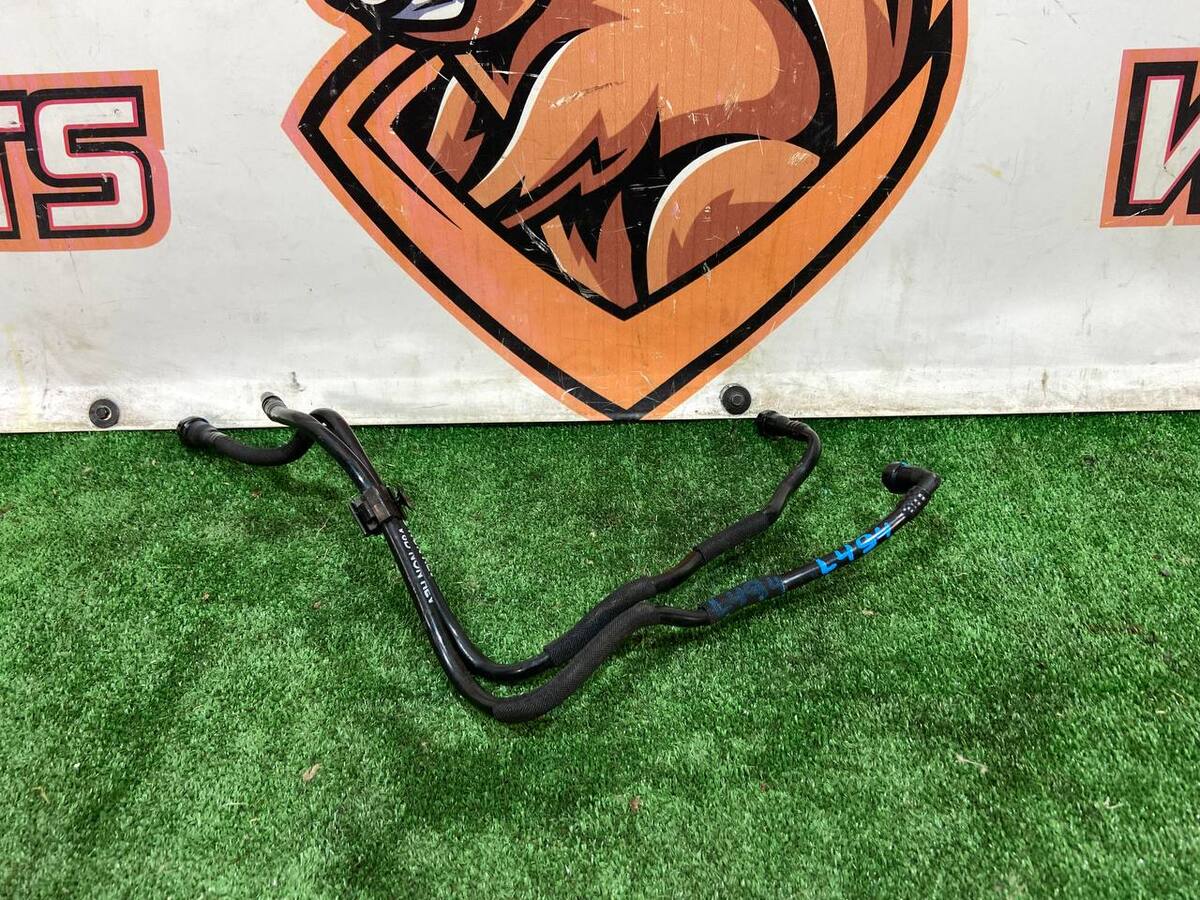 LR081679 Pipe inlet outlet fuel cooler Range Rover Sport L494 (2014-2022) used